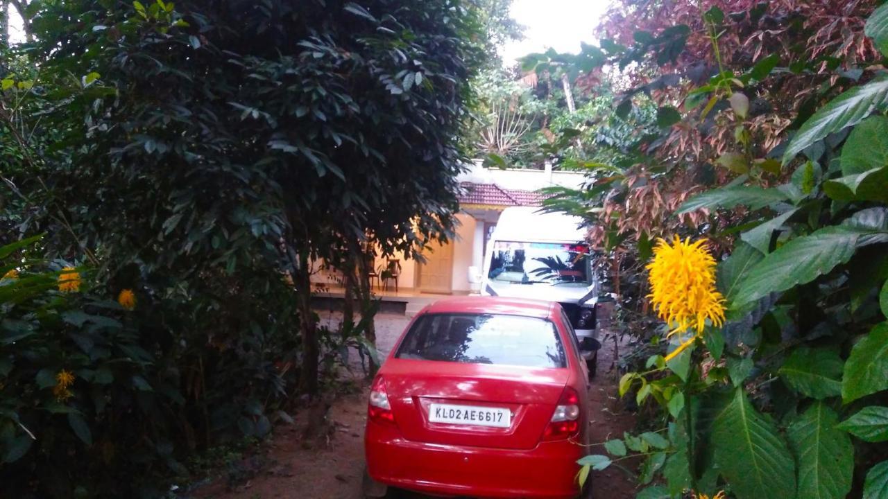 Bed and Breakfast Leeland Munnar Exterior foto